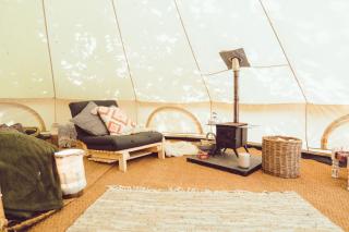 Cuddfan Bach (The Little Hideaway) at Camp Plas - Welshpool - 1