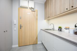 Obrońców Wybrzeża 17 by Homeprime - Gdańsk - 9