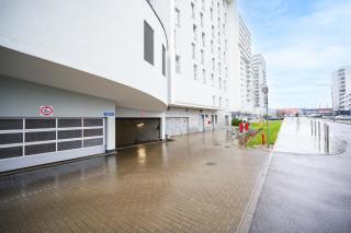 Obrońców Wybrzeża 17 by Homeprime - Gdańsk - 1