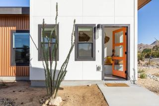 Desert Contemporary Compound - Large Modern Oasis - 6