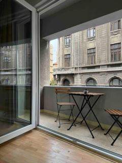 Double Studio near University Square - 2 Balconies - Bukarest - 2