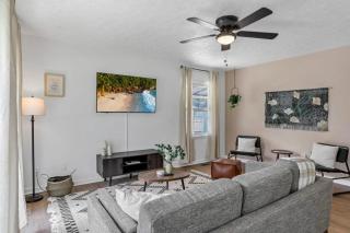 Housepitality - Electric Ave - 3 BDR and Hot Tub - 1