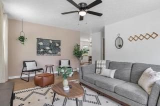 Housepitality - Electric Ave - 3 BDR and Hot Tub - Westerville - 1