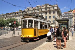 SJ1E Heart of BAIXA with NEW A/C Spacious Friendly - Lissabon - 4
