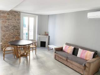 BAT2 - Cannes, Carré d'Or, beau 2 pièces - 6