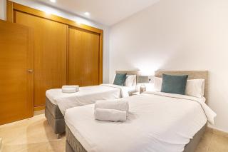 Large 3-Bedroom Nestled in Golf Paradise - 3
