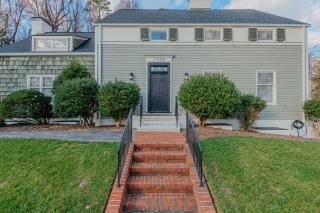 Artopia Retreat and Marys Gatehouse - Greensboro - 0