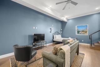 NEW! Havana Hideaway - Gorgeous Ybor City Studio on 7th Ave - Tampa - 5
