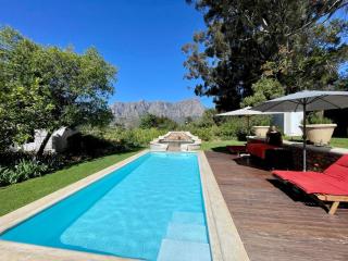 Banhoek Corner Guesthouse - Stellenbosch - 1
