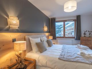 Appartement neuf, spacieux, proche pistes et centre, parking et wifi inclus - FR-1-645-61 - Huez - 3