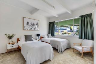 Beach House on Booth - Narrawallee - 3