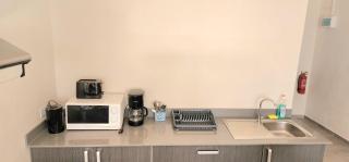 Number 5, Pebble Bay Appartments - 9