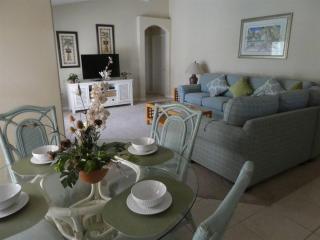 35 - Fabulous 4 Bedroom Villa with South Facing Pool - Orlando - 2