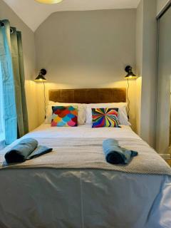 Perfect For Contractors and Leisure Stays Sheffield Home With King Or Twin bed Option - Longley - 4