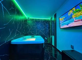 Luxor - Jacuzzi&Cozy Apartments - Sibiu - 3