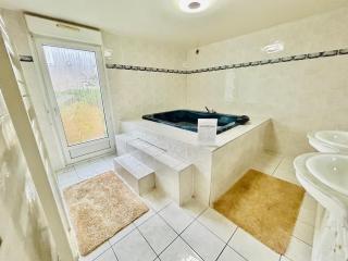 Beausoleil SPA Villa L-Geneva & Lake & Mountains-Wilena Home, Full Love - Chens-sur-Léman - 4