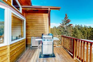 Hilltop Getaway - Lead - 8