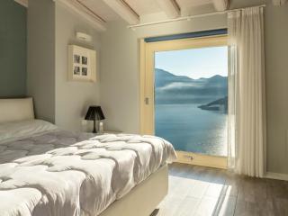 Delfi - amazing design apartment with Lake view - Parzanica - 0