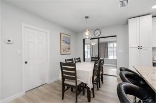 Catchy Relax Bradenton Beauty mins to Beaches - Bradenton - 5