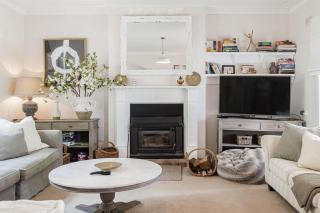 'Ardbrae' Countryside Tranquility with a Charming Cottage - 2