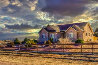Pueblo Five Star Pikes Peak View Home with Hot Tub - Pueblo West - 0