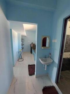 The Vacationist - Madras - 7