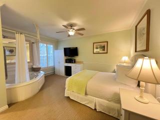 Best Western Grandma's Feather Bed - Mendenhaven - 4