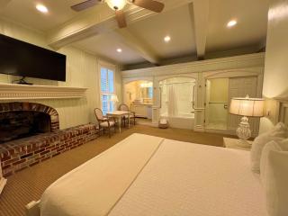 Best Western Grandma's Feather Bed - Mendenhaven - 3