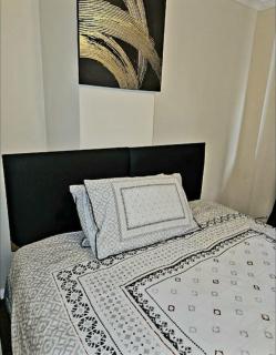JAH Lodge 2 4BED SERVICE APARTMENT BRIST-OL LOW COST WEEKLY MONTHLY STAYS FOR GROUPS CONTRACTORS STUDENTS FAMILY STAYS - Bristol - 9