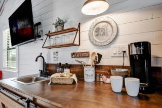 Stargazing Retreat at Lone Star Cottage - Tivydale - 8