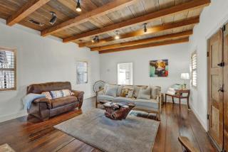 Texas Two Step Guesthouse - Fredericksburg - 3