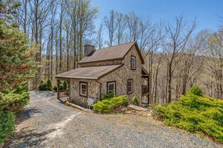 Mountainside Charm - 9