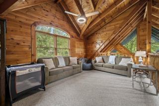 Near Dollywood with Pool Table-Hot Tub-Fire Pit-Game Room-Swimming Pool - 6