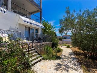 Apartments with a parking space Brodarica, Sibenik - 21490 - Brodarica - 3