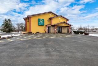 Quality Inn - 9