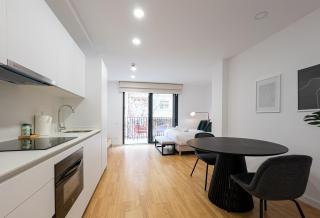 Stay U-nique Apartments Albeniz BCN - Hospitalet de Llobregat - 6