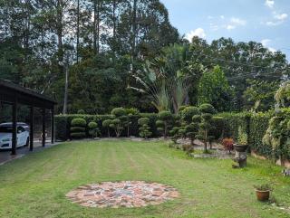 D’Garden Cottage with big field - 8