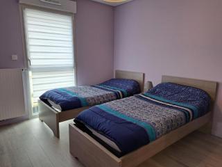 Appartement moderne proche plage et commerces, quartier des Demoiselles ! - FR-1-323-512 - 7