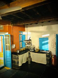 Peshagar Guest House - Hampi - 6