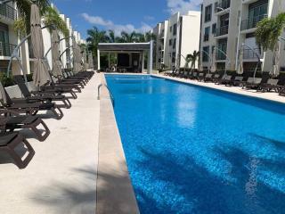 Midtown Cancun Apartment - 0