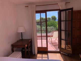 Casa con Jardín, Piscina, y Terrazas en Zona Tranquila Cerca de L'Estartit - ES-323-24 - L'Estartit - 3