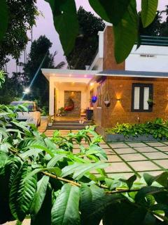 Aanandam - An Independent Villa in 1 Acre Farm - Wayanad - 4
