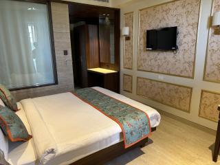 FabHotel Prime Shubham Comforts - 8