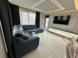 Regatta Park 2BR Exclusive Suite Parking Included - Plovdiv - 1