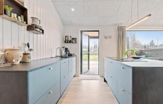 4 Bedroom Gorgeous Home In Glesborg - 4