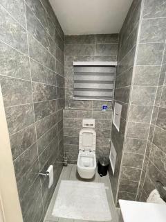 Luxurious One bedroom flat with free breakfast. - 4