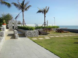 Boathouse HuaHin Pool Villa - Ban Bo Fai - 1