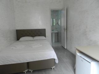 mano guest house - Batumi - 2