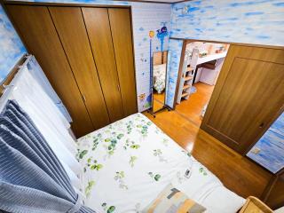 703. Disneyland, direct bus to the airport/1minute's walk from the station. - 9