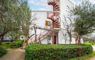 Stunning Apartment In Fazana - Fažana - 9